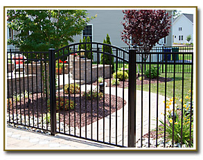 170	Aluminum Garden/Pet fencing with self closing gates