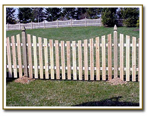 Spaced Single Concave Fence